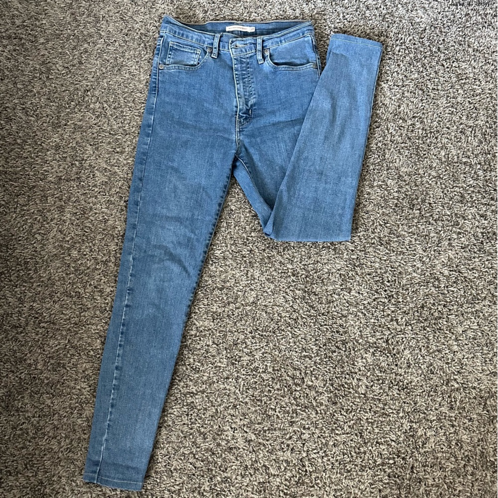 Levi’s High Waisted Skinny Jeans
